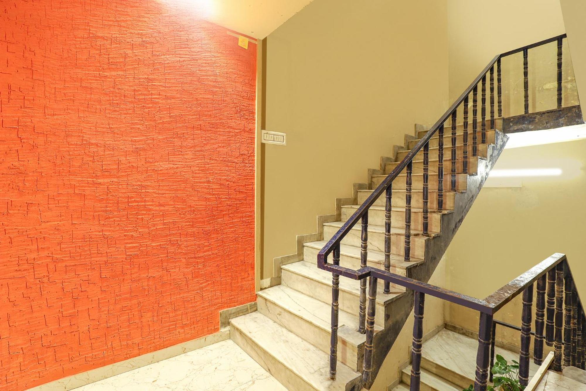 צ'נאי Fabhotel Nestlay Rooms High Court - Nr Parry'S Corner מראה חיצוני תמונה