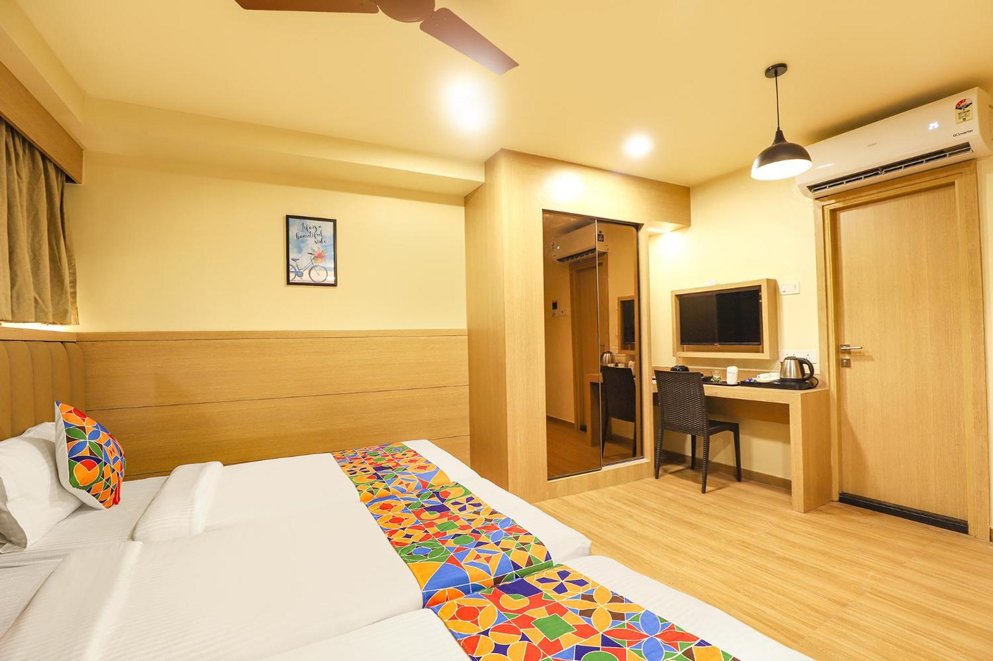 צ'נאי Fabhotel Nestlay Rooms High Court - Nr Parry'S Corner מראה חיצוני תמונה