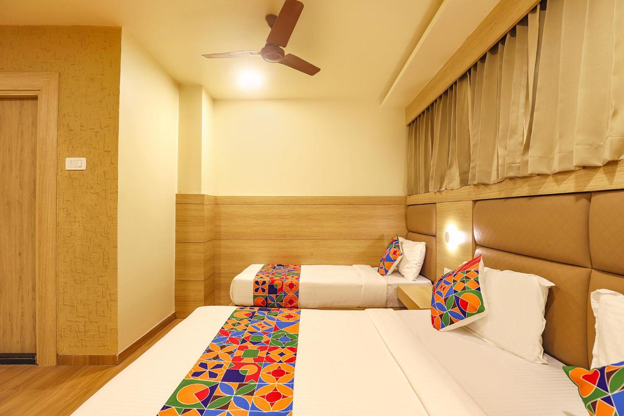 צ'נאי Fabhotel Nestlay Rooms High Court - Nr Parry'S Corner מראה חיצוני תמונה