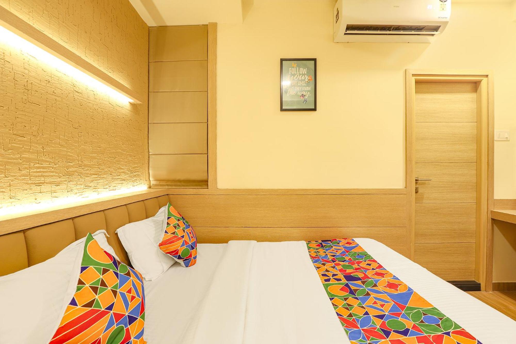 צ'נאי Fabhotel Nestlay Rooms High Court - Nr Parry'S Corner מראה חיצוני תמונה